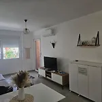 Sebo For Rent Shengjin Albania Daire *