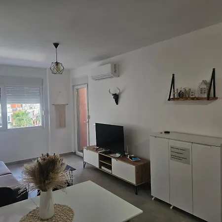 Sebo For Rent Shengjin Albania Apartment *